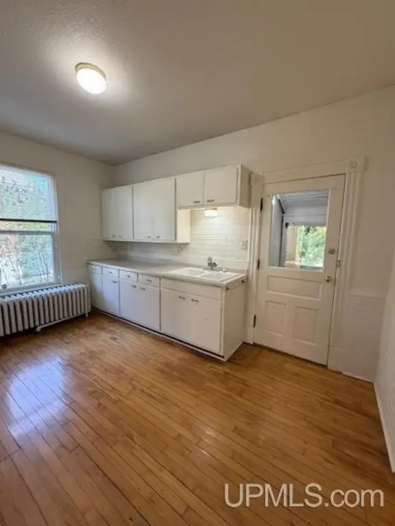 Picture 10