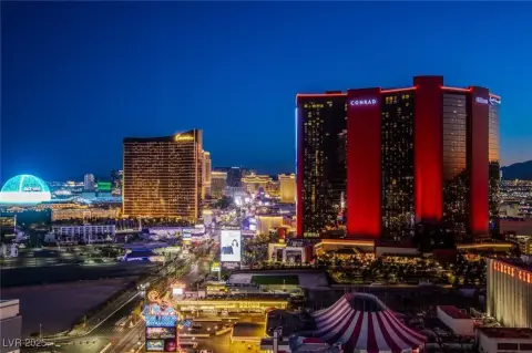 Las Vegas Strip High-Rise Condo