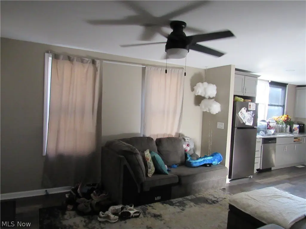 Picture 4