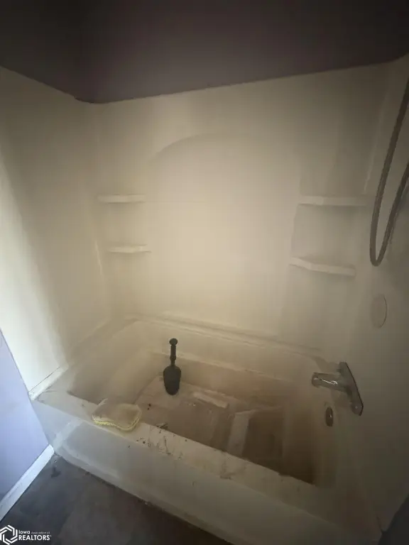 Picture 19
