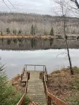 Land with River Access