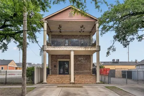 Wedding Venue with Covered Balcony