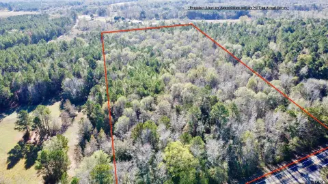 Wooded Acreage in Hughes Springs
