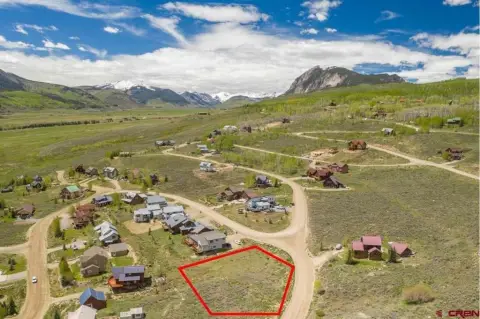 Oversized Homesite with Mountain Views