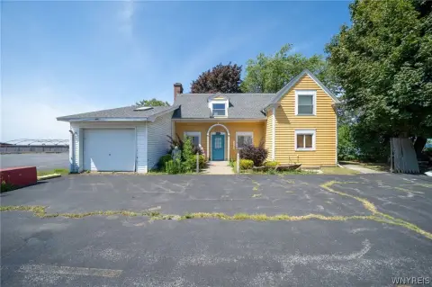 Mixed-Use Property with Lake Erie Frontage