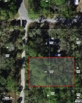 Land in Crystal River, Florida