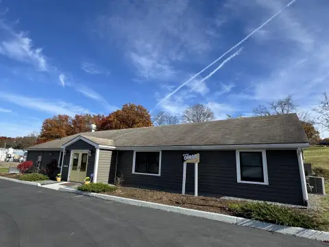 Commercial Building on Main Corridor