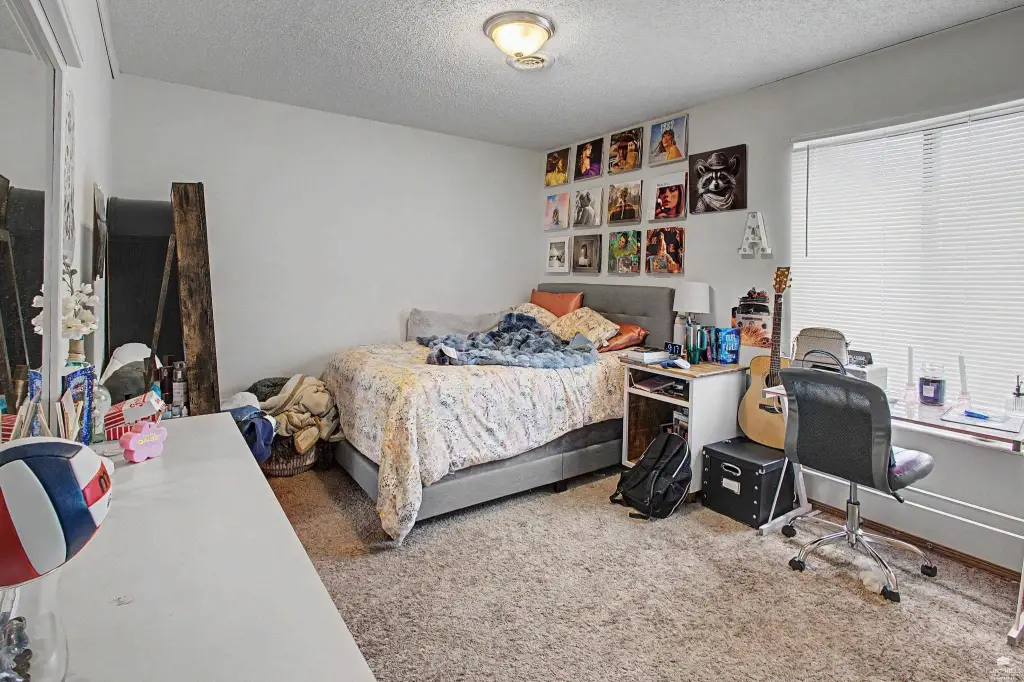 Picture 33