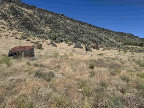 Land Adjacent to Canyon Rim