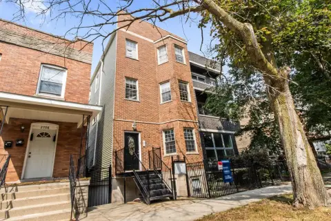 Logan Square Turnkey 4-Unit Building