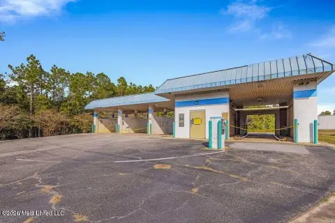 Car Wash Property with Concrete Floors