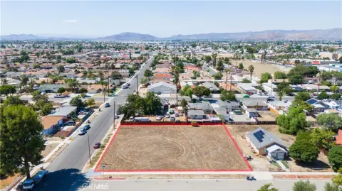 Hemet Corner Lot Ready to Build