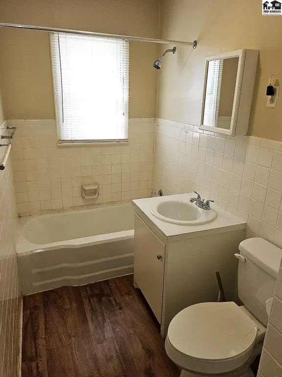 Picture 11