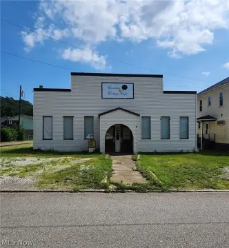 Restaurant Building with Attached Garage