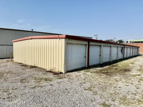 48-Unit Self Storage Facility