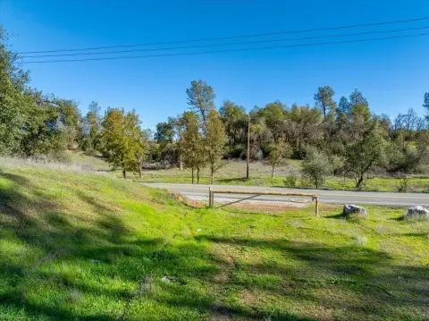 Shasta Lake Commercial/Industrial Land