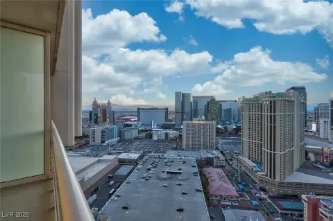 Las Vegas Penthouse Studio
