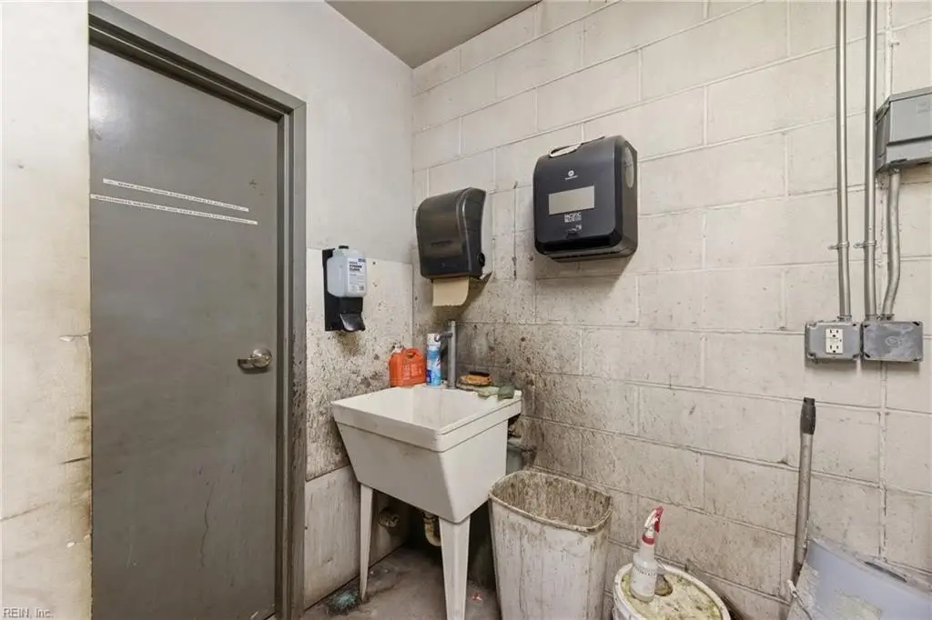 Picture 19