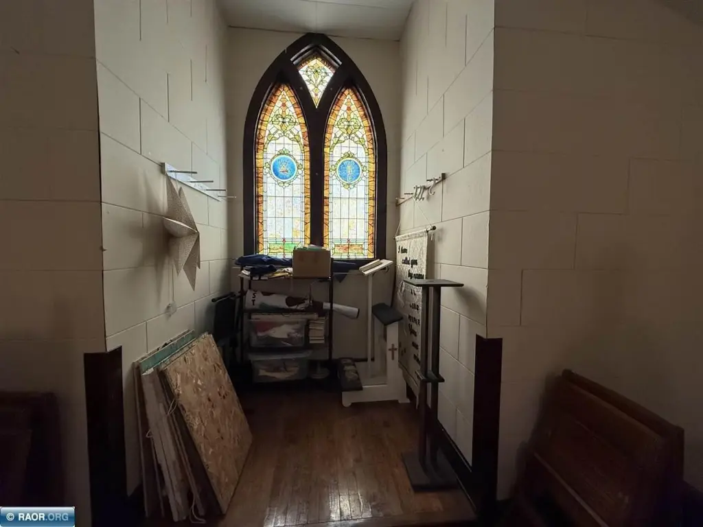 Picture 19