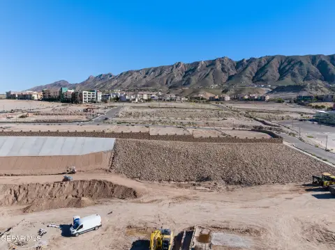 Land in Premier El Paso Community