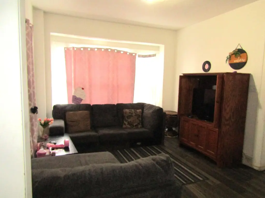 Picture 3