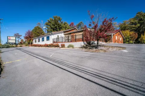 Commercial Parcel in High-Traffic Area