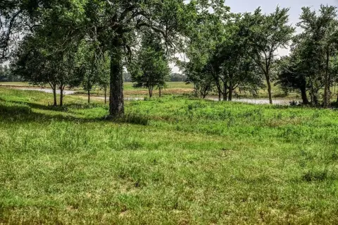 23-Acre Ranch Community Land