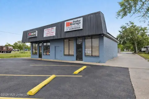 Self-Storage Facility with Commercial Space