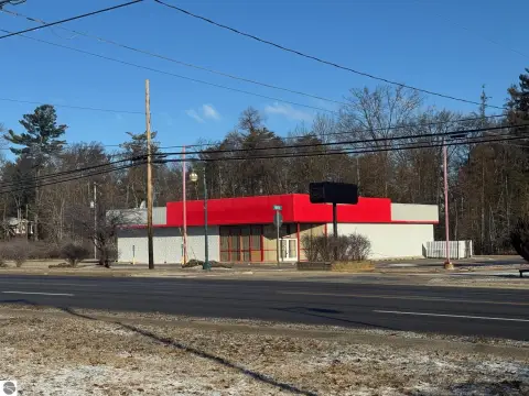 Versatile Commercial Property in Prudenville