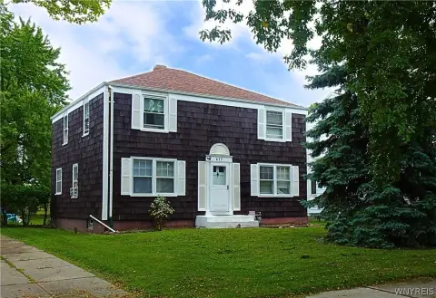 Duplex with Private Basements