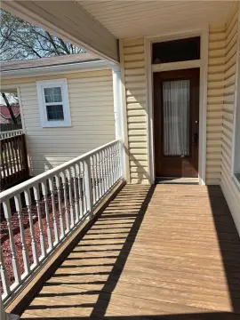 Cottage-Style Mixed-Use Property