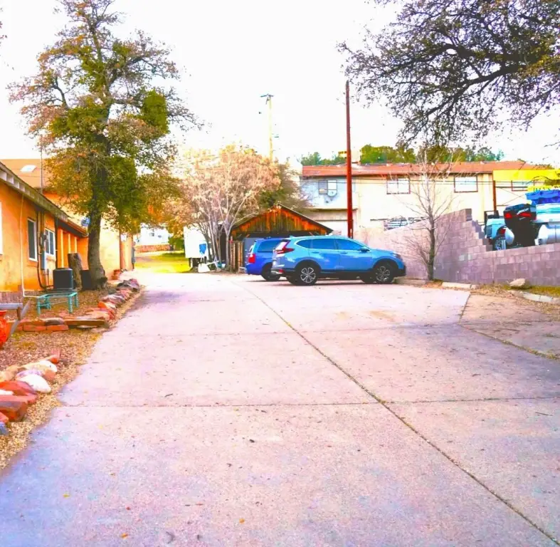 Picture 5