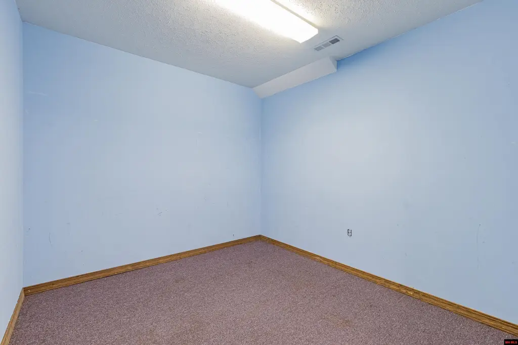 Picture 23