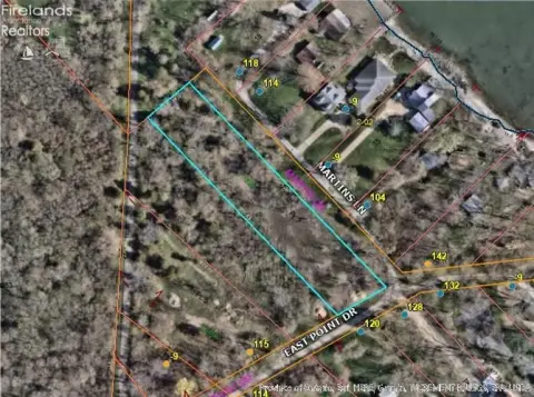 Kelleys Island Corner Lot