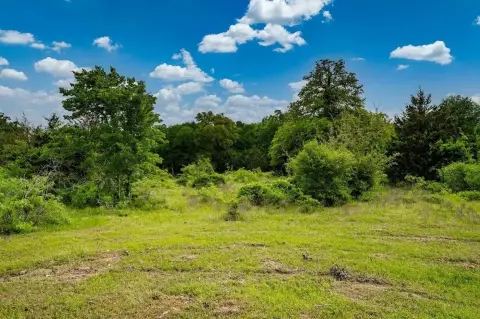 7.45 Acres Homesite Near Round Top