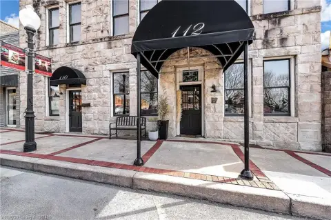 Historic Mixed-Use Property in Ozark