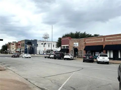 Hillsboro Retail Building For Sale