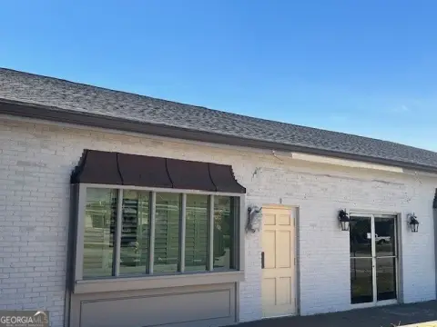 Restaurant Area at The Monarch