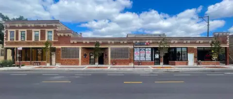 Chicago Mixed-Use Investment Opportunity