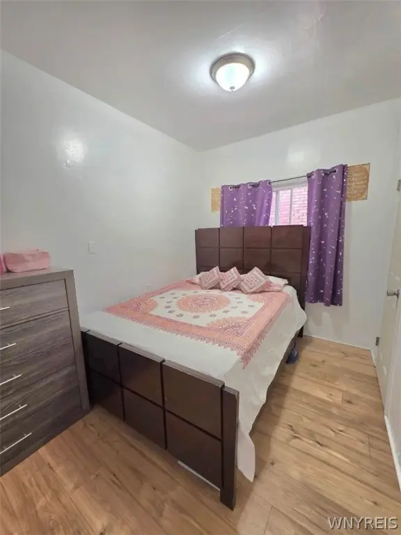 Picture 12