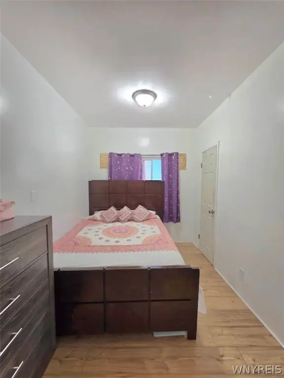 Picture 11