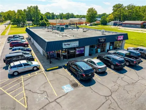 6-Unit Retail Strip Center