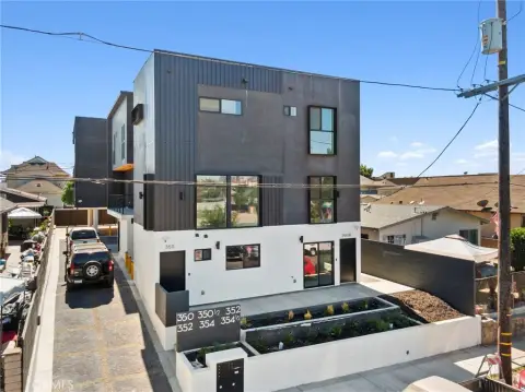 New Construction Triplex in Los Angeles
