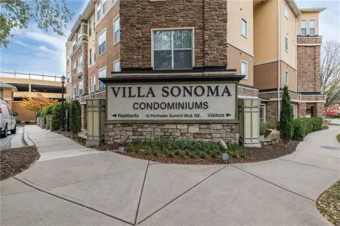 Brookhaven Condo in Prime Location