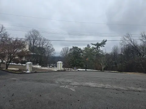 Signal Mountain Land with Views