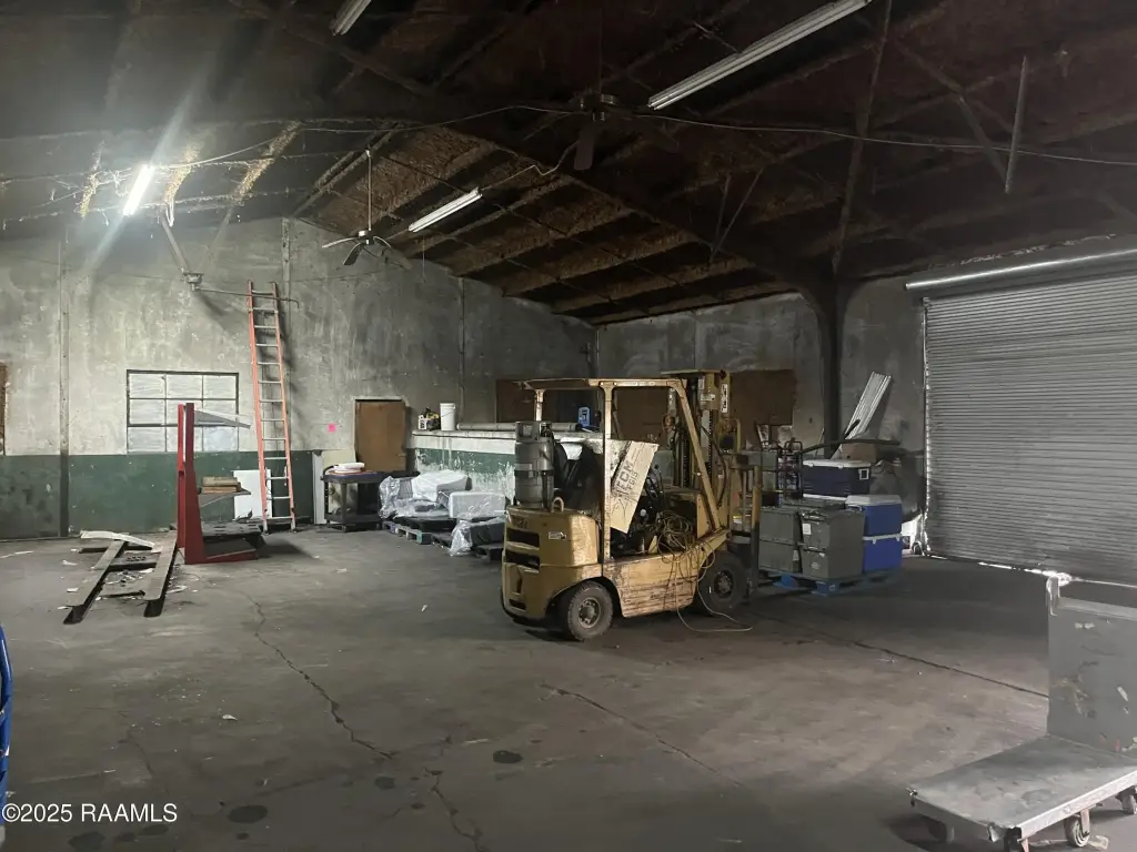 Picture 16