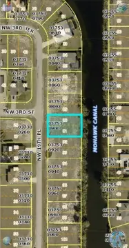 Waterfront Homesite in Cape Coral