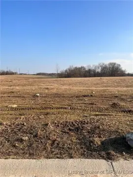 Buildable Lot in Heritage Place