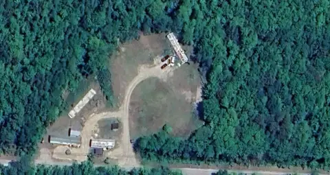 7-Pad Mobile Home Park