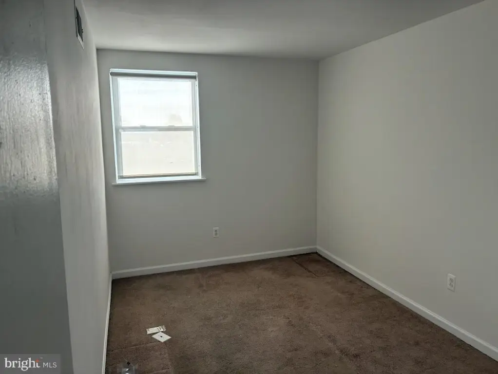 Picture 33